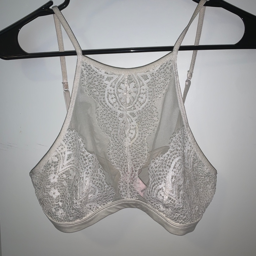 🦋White Lace Bralette